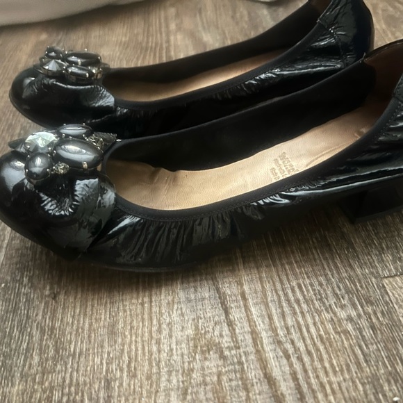 Wonders 7.5 near new/perfect condition ballet heel with flower embellishments - Picture 8 of 13